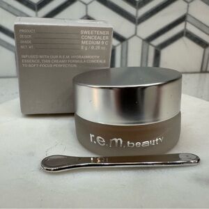 R.E.M. Beauty Sweetener Concealer- Medium